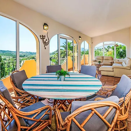 Villa Berdica By Interhome